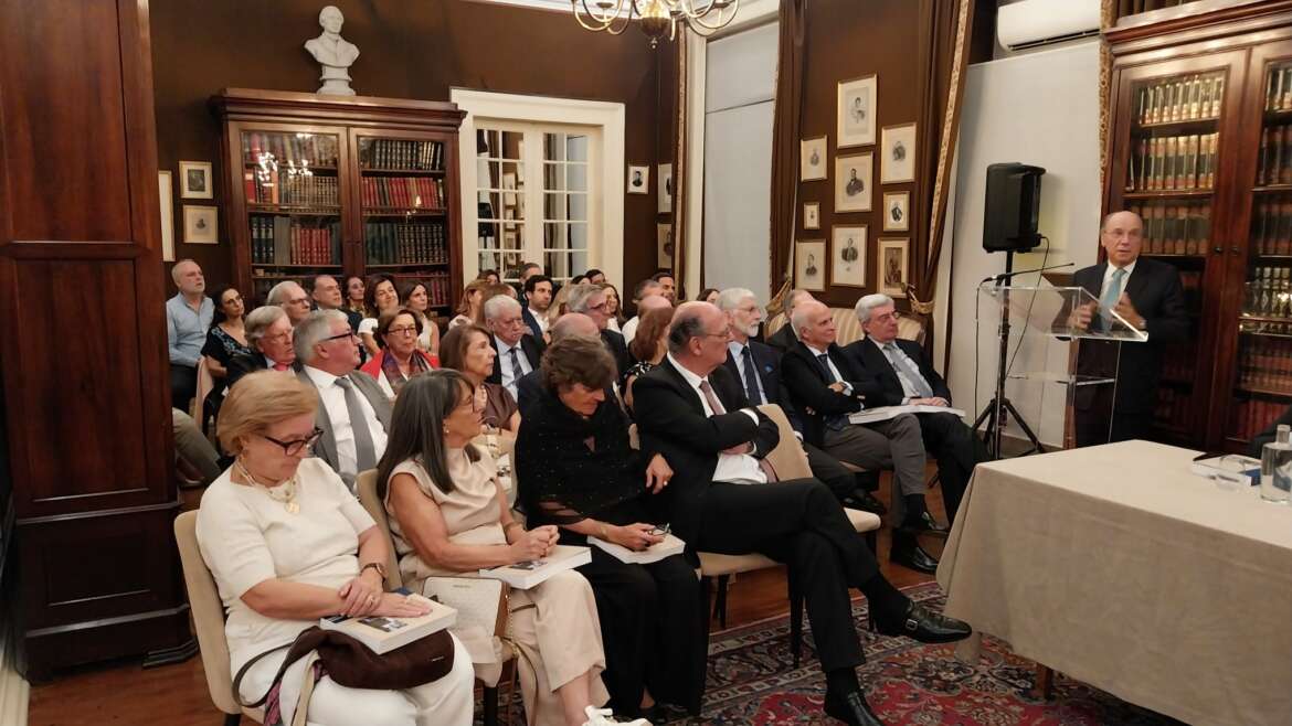 “Os Bragançãos”: Presidente da APG apresentou nova edição da sua obra premiada